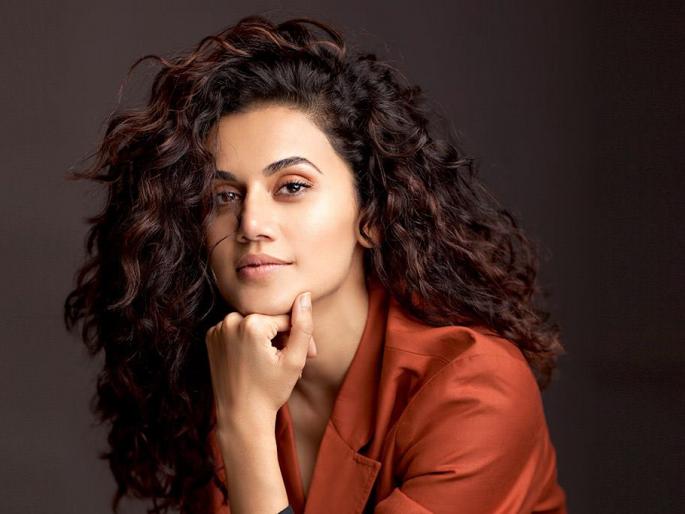 Tapasi Pannu slaps Indian celebrities on propaganda on farmer agitation of delhi | 'Propaganda' म्हणणाऱ्या भारतीय सेलिब्रिटींना तापसी पन्नूची जबरदस्त 'थप्पड' Tapasi Pannu slaps Indian celebrities on propaganda on farmer agitation of delhi | 'Propaganda' म्हणणाऱ्या भारतीय सेलिब्रिटींना तापसी पन्नूची जबरदस्त 'थप्पड'