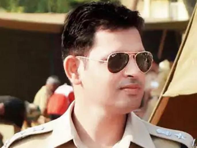 Saurabh Tripathi's servant in judicial custody | सौरभ त्रिपाठींच्या नोकराला न्यायालयीन कोठडी, मोबाइलचे गूढ Saurabh Tripathi's servant in judicial custody | सौरभ त्रिपाठींच्या नोकराला न्यायालयीन कोठडी, मोबाइलचे गूढ