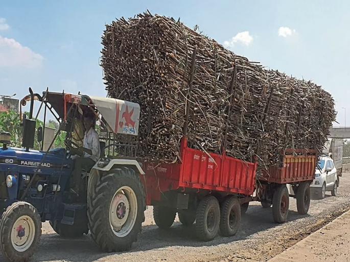 Mourning on the village madha ! The Gadekar family burst into tears and said ... where can we find you accident death | गावावर शोककळा! गडेकर कुटुंब हंबरडा फोडत म्हणाले... तुम्हाला कुठे शोधू Mourning on the village madha ! The Gadekar family burst into tears and said ... where can we find you accident death | गावावर शोककळा! गडेकर कुटुंब हंबरडा फोडत म्हणाले... तुम्हाला कुठे शोधू