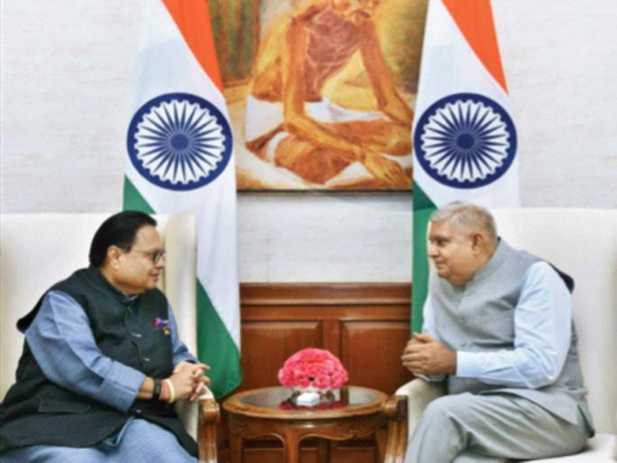Vijay Darda met Vice President Dhankhad and gifted 2 books | विजय दर्डा यांनी घेतली उपराष्ट्रपती धनखड यांची भेट, 2 पुस्तकेही दिली गिफ्ट Vijay Darda met Vice President Dhankhad and gifted 2 books | विजय दर्डा यांनी घेतली उपराष्ट्रपती धनखड यांची भेट, 2 पुस्तकेही दिली गिफ्ट