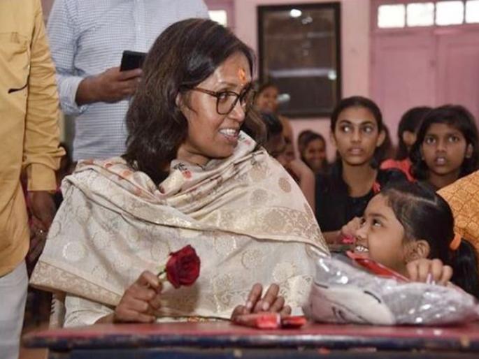 School will start from August 17 in maharashtra, but; Education Minister varsha gaikwad's big announcement | 17 ऑगस्टपासून शाळा सुरू होणार, पण; शिक्षणमंत्र्यांची मोठी घोषणा School will start from August 17 in maharashtra, but; Education Minister varsha gaikwad's big announcement | 17 ऑगस्टपासून शाळा सुरू होणार, पण; शिक्षणमंत्र्यांची मोठी घोषणा