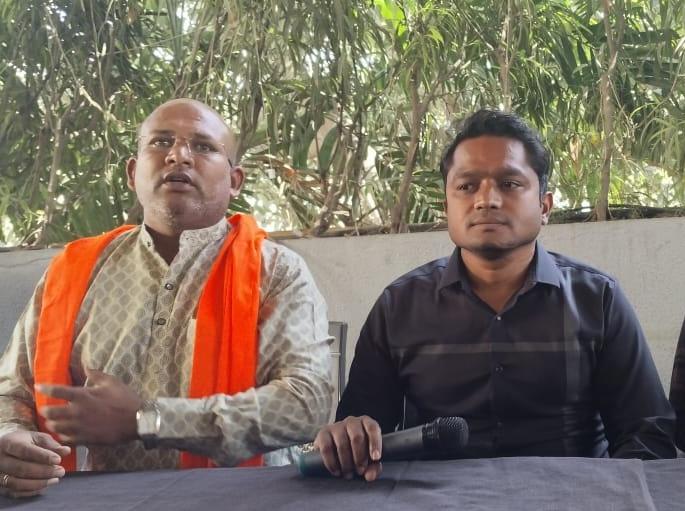 Gaddar Barskar was stuttered two months ago; Dagant told what happened | गद्दार बारसकरला दोन महिन्यांपूर्वीच हाकलला; दागंटांनी सांगितलं काय घडलं Gaddar Barskar was stuttered two months ago; Dagant told what happened | गद्दार बारसकरला दोन महिन्यांपूर्वीच हाकलला; दागंटांनी सांगितलं काय घडलं