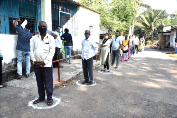 The average turnout in the district is 84 percent | जिल्ह्यात सरासरी 84 टक्के मतदान The average turnout in the district is 84 percent | जिल्ह्यात सरासरी 84 टक्के मतदान