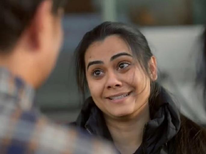 As soon as the party changed, the stain was washed clean | पार्टी बदलताच डाग धुऊन झाले स्वच्छ; सोशल मीडियात 'वॉर' As soon as the party changed, the stain was washed clean | पार्टी बदलताच डाग धुऊन झाले स्वच्छ; सोशल मीडियात 'वॉर'