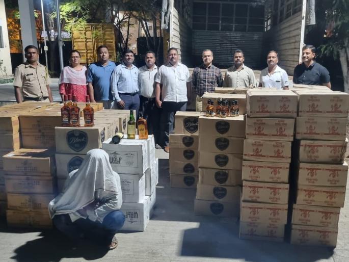 Foreign liquor worth 23 lakh seized in Nashik district | नाशिक जिल्ह्यात २३ लाखांचे विदेशी मद्य जप्त Foreign liquor worth 23 lakh seized in Nashik district | नाशिक जिल्ह्यात २३ लाखांचे विदेशी मद्य जप्त