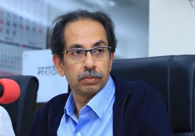 Beware, a third wave may occur, chief minister uddhav thackeray | गाफीलपणा नको, सावधान, तिसरी लाट येऊ शकते