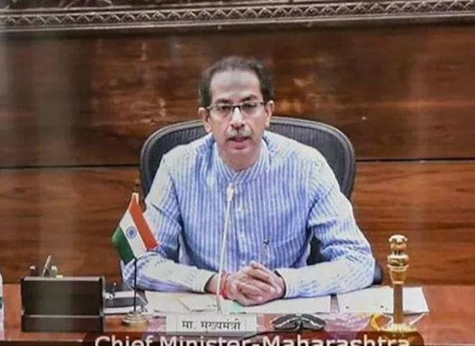 Restrictions are not relaxed, crowds will not run, clear instructions of the Chief Minister | सरसकट निर्बंध शिथील नाहीत, गर्दी चालणार नाही, मुख्यमंत्र्यांचे स्पष्ट निर्देश Restrictions are not relaxed, crowds will not run, clear instructions of the Chief Minister | सरसकट निर्बंध शिथील नाहीत, गर्दी चालणार नाही, मुख्यमंत्र्यांचे स्पष्ट निर्देश