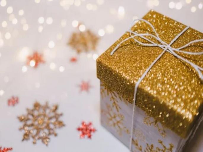 Ahera's bag was stolen from the wedding hall! | लग्नाच्या हॉलमधून अहेराची बॅग लंपास, चोर सीसीटीव्हीत कैद Ahera's bag was stolen from the wedding hall! | लग्नाच्या हॉलमधून अहेराची बॅग लंपास, चोर सीसीटीव्हीत कैद