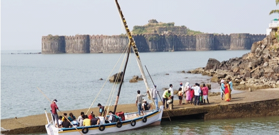 Shipping for Janjira Fort started | जंजिरा किल्ल्यासाठी जलवाहतूक सुरू Shipping for Janjira Fort started | जंजिरा किल्ल्यासाठी जलवाहतूक सुरू