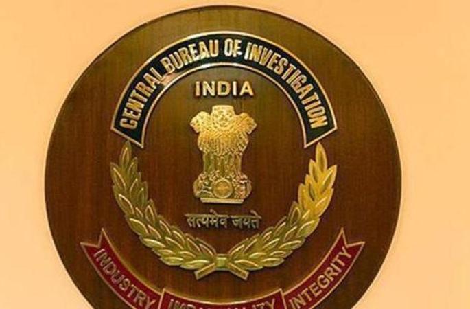 CBI raid at Nagpur and many places : sensation | नागपूरसह ठिकठिकाणी सीबीआयची छापामारी : संबंधित वर्तुळात खळबळ CBI raid at Nagpur and many places : sensation | नागपूरसह ठिकठिकाणी सीबीआयची छापामारी : संबंधित वर्तुळात खळबळ