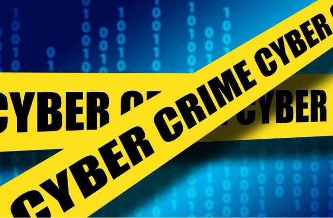 Youth cheated for Rs 2 lakh by offering loan | कर्जाचे आमिष देत युवकाची २ लाखाने फसवणूक