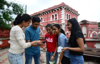 cbse Class 10th 12th result declared 500 out of 500 to tanya Singh yuvakshi vij | सीबीएसईच्या १०वी, १२वीत मुलींचीच बाजी; तान्या सिंह, युवाक्षी वीजला ५००पैकी ५०० cbse Class 10th 12th result declared 500 out of 500 to tanya Singh yuvakshi vij | सीबीएसईच्या १०वी, १२वीत मुलींचीच बाजी; तान्या सिंह, युवाक्षी वीजला ५००पैकी ५००