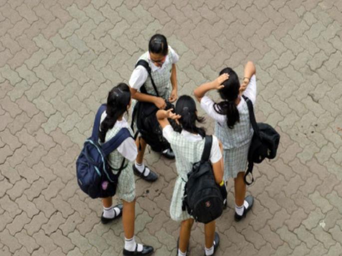 CBSE Class 10 maths paper leak: Board decides against holding re-examination | फेरपरीक्षेचं संकट टळलं; महाराष्ट्रानंतर आता दिल्ली, हरियाणात दहावीची फेरपरीक्षा होणार नाहीत CBSE Class 10 maths paper leak: Board decides against holding re-examination | फेरपरीक्षेचं संकट टळलं; महाराष्ट्रानंतर आता दिल्ली, हरियाणात दहावीची फेरपरीक्षा होणार नाहीत
