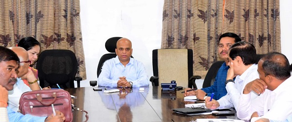 Tourists, devotees should avoid going to Jotiba, Ambabai temples: Collector | पर्यटक, भाविकांनी जोतिबा, अंबाबाई मंदिरांत जाणे टाळावे: जिल्हाधिकारी Tourists, devotees should avoid going to Jotiba, Ambabai temples: Collector | पर्यटक, भाविकांनी जोतिबा, अंबाबाई मंदिरांत जाणे टाळावे: जिल्हाधिकारी