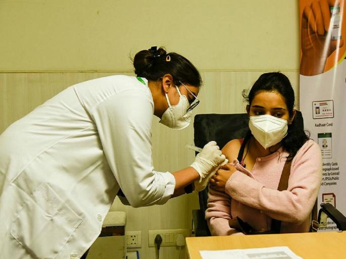 Corona Vaccination | Supreme Court says no individual can be forced to get vaccinated | Corona Vaccination: 'कोरोना लस घेण्यासाठी कोणावरही जबरदस्ती करता येणार नाही'- सुप्रीम कोर्ट Corona Vaccination | Supreme Court says no individual can be forced to get vaccinated | Corona Vaccination: 'कोरोना लस घेण्यासाठी कोणावरही जबरदस्ती करता येणार नाही'- सुप्रीम कोर्ट