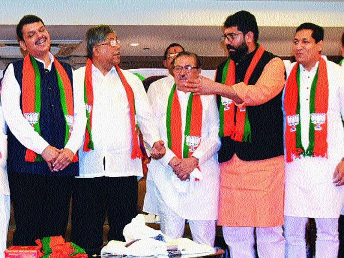 Sharad Pawar criticizes Chandrakant Patil, Sharad Pawar when he leaves Shiv Sena | चंद्रकांत पाटलांची टीका, पवारांनी छगन भुजबळ अन् नाईकां शिवसेनेतून बाहेर काढले तेव्हा... Sharad Pawar criticizes Chandrakant Patil, Sharad Pawar when he leaves Shiv Sena | चंद्रकांत पाटलांची टीका, पवारांनी छगन भुजबळ अन् नाईकां शिवसेनेतून बाहेर काढले तेव्हा...