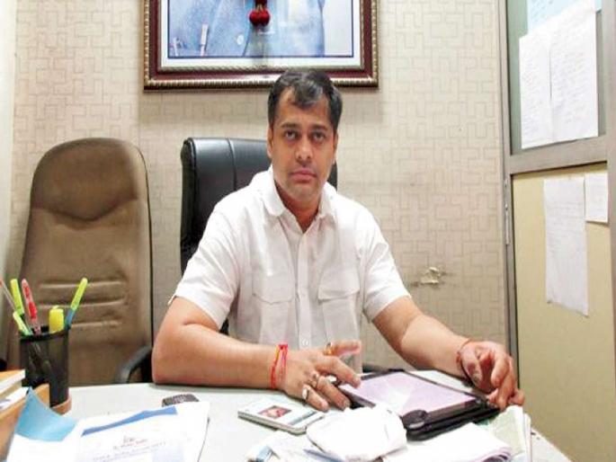 Purchases would have been made at rental rates in Covid Centre; BJP Complaint to Lokayukta | भाड्याच्या दरात झाली असती खरेदी; कोविड सेंटरच्या कंत्राटाबाबत भाजपाची लोकायुक्तांकडे तक्रार Purchases would have been made at rental rates in Covid Centre; BJP Complaint to Lokayukta | भाड्याच्या दरात झाली असती खरेदी; कोविड सेंटरच्या कंत्राटाबाबत भाजपाची लोकायुक्तांकडे तक्रार