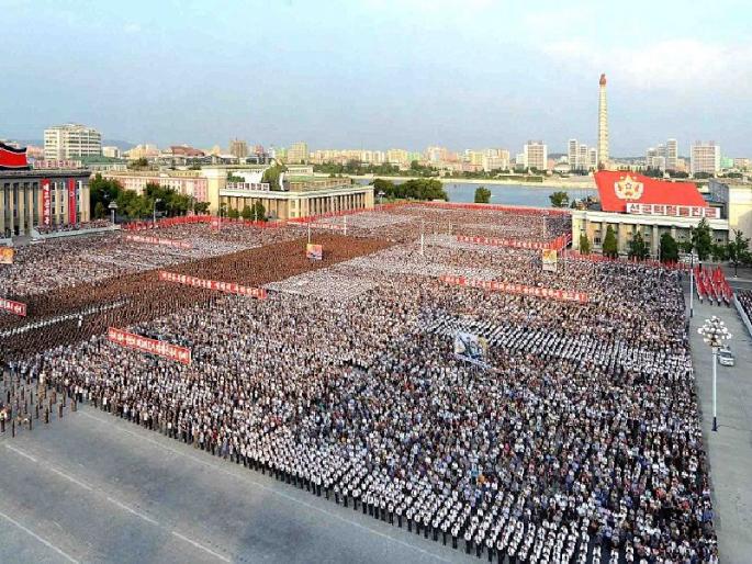 What to say now! In North Korea, Dance, Fireworks, Missile Test, Warring Celebration | काय म्हणायचं आता! उत्तर कोरियात डान्स, फटाके फोडून मिसाइल चाचणीचं जंगी सेलिब्रेशन What to say now! In North Korea, Dance, Fireworks, Missile Test, Warring Celebration | काय म्हणायचं आता! उत्तर कोरियात डान्स, फटाके फोडून मिसाइल चाचणीचं जंगी सेलिब्रेशन