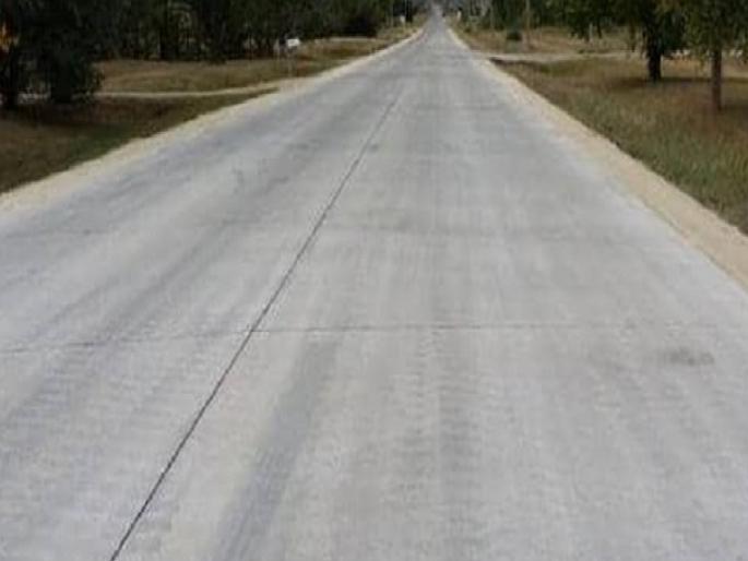 After the completion of the six layering work of Kagal Satara the service roads will also be made of cement | कागल-सातारा सहा पदरीकरण काम पूर्ण झाल्यानंतर सेवा रस्तेही सिमेंटचेच After the completion of the six layering work of Kagal Satara the service roads will also be made of cement | कागल-सातारा सहा पदरीकरण काम पूर्ण झाल्यानंतर सेवा रस्तेही सिमेंटचेच