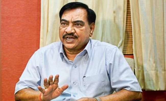 Eknath Khadse interrogated for six and a half hours | एकनाथ खडसे यांची साडेसहा तास चौकशी Eknath Khadse interrogated for six and a half hours | एकनाथ खडसे यांची साडेसहा तास चौकशी