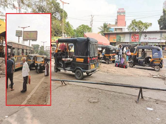 Rickshaw market in central bus stand area; 'ST' Bus with Passengers, drivers bewildered | मध्यवर्ती बसस्थानक परिसरात रिक्षांचा बाजार; ‘एसटी’सह प्रवासी, वाहन चालक बेजार Rickshaw market in central bus stand area; 'ST' Bus with Passengers, drivers bewildered | मध्यवर्ती बसस्थानक परिसरात रिक्षांचा बाजार; ‘एसटी’सह प्रवासी, वाहन चालक बेजार