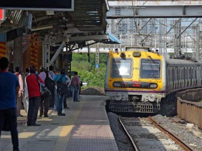 trespassing into reserved compartments; 46 thousand fine, 311 cases filed against Central Railway | आरक्षित डब्यात घुसखोरी; ४६ हजारांचा दंड, मध्य रेल्वेकडून ३११ जणांवर गुन्हे दाखल trespassing into reserved compartments; 46 thousand fine, 311 cases filed against Central Railway | आरक्षित डब्यात घुसखोरी; ४६ हजारांचा दंड, मध्य रेल्वेकडून ३११ जणांवर गुन्हे दाखल