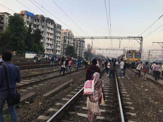 No tension of jumbo block on Central Railway! Additional BEST buses will run for Mumbaikars | मध्य रेल्वेवर जम्बो ब्लॉकचे नो टेन्शन! मुंबईकरांसाठी बेस्टच्या जादा बसेस धावणार No tension of jumbo block on Central Railway! Additional BEST buses will run for Mumbaikars | मध्य रेल्वेवर जम्बो ब्लॉकचे नो टेन्शन! मुंबईकरांसाठी बेस्टच्या जादा बसेस धावणार