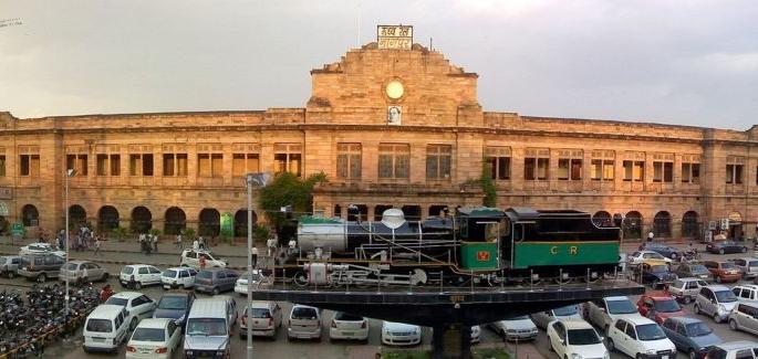 132 corona patients in Nagpur section of Central Railway | मध्य रेल्वेच्या नागपूर विभागात कोरोनाचे १३२ रुग्ण 132 corona patients in Nagpur section of Central Railway | मध्य रेल्वेच्या नागपूर विभागात कोरोनाचे १३२ रुग्ण