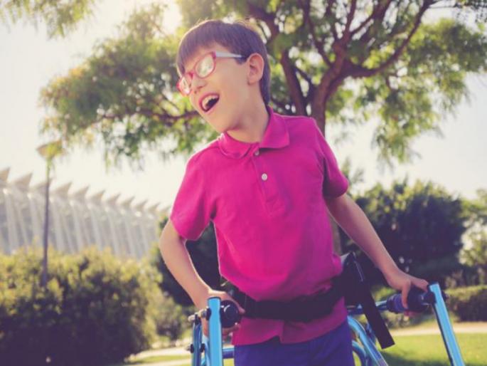They also have 'feet' in education: National Cerebral Palsy Day | शिक्षणात रोवतोय त्यांचाही ‘पाय’ : राष्ट्रीय सेरेब्रल पाल्सी दिन They also have 'feet' in education: National Cerebral Palsy Day | शिक्षणात रोवतोय त्यांचाही ‘पाय’ : राष्ट्रीय सेरेब्रल पाल्सी दिन