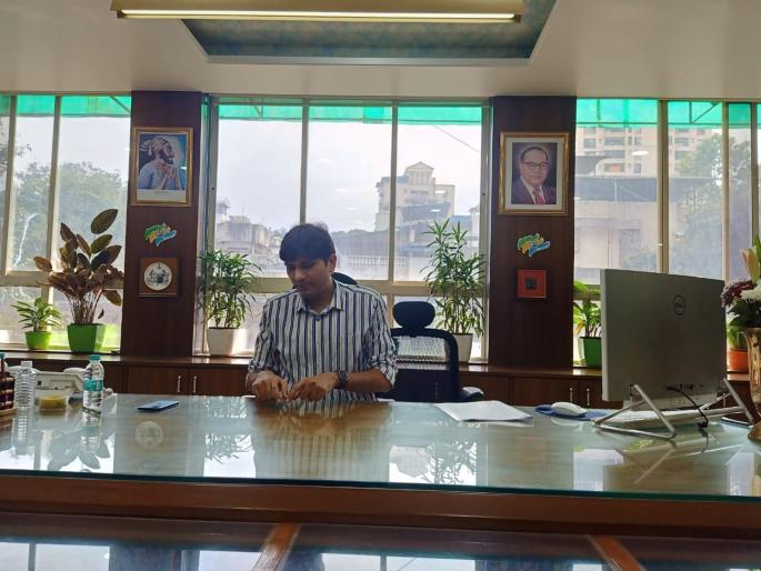 Will try to solve the problem of traffic jam - Abhijit Bangar | वाहतुक कोंडीची समस्या सोडविण्यासाठी प्रयत्न करणार - अभिजित बांगर Will try to solve the problem of traffic jam - Abhijit Bangar | वाहतुक कोंडीची समस्या सोडविण्यासाठी प्रयत्न करणार - अभिजित बांगर