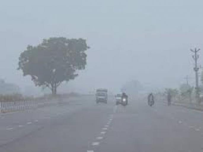 The temperature dropped to 14.7 degrees in Nagpur | तापमान घसरले, नागपुरात पारा १४.७ अंशावर The temperature dropped to 14.7 degrees in Nagpur | तापमान घसरले, नागपुरात पारा १४.७ अंशावर