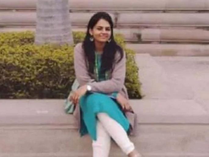 murder of young lady doctor Yogita gautam in one sided love at agra, delhi | एकतर्फी प्रेमाने घेतला डॉक्टर तरुणीचा जीव; मंगळवारी रात्रीपासून होती गायब murder of young lady doctor Yogita gautam in one sided love at agra, delhi | एकतर्फी प्रेमाने घेतला डॉक्टर तरुणीचा जीव; मंगळवारी रात्रीपासून होती गायब