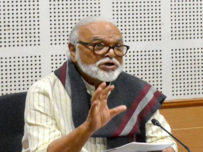 CoronaVirus Chhagan Bhujbal raised questions ; "Migration of workers is not good for state," hrb | CoronaVirus मजुरांचे स्थलांतर राज्याला शोभा देणारं नाही, त्यापेक्षा...; छगन भुजबळांनी सुचवला उपाय CoronaVirus Chhagan Bhujbal raised questions ; "Migration of workers is not good for state," hrb | CoronaVirus मजुरांचे स्थलांतर राज्याला शोभा देणारं नाही, त्यापेक्षा...; छगन भुजबळांनी सुचवला उपाय