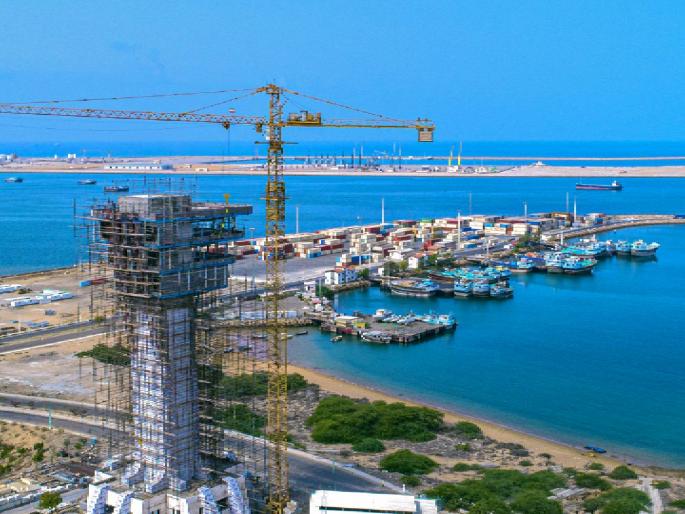 US launches major attack on Chabahar port, bombs dropped from fighter jets; heavy damage | अमेरिकेचा चाबहार बंदराजवळ मोठा हल्ला, लढाऊ विमानांमधून बॉम्ब टाकले; मोठे नुकसान US launches major attack on Chabahar port, bombs dropped from fighter jets; heavy damage | अमेरिकेचा चाबहार बंदराजवळ मोठा हल्ला, लढाऊ विमानांमधून बॉम्ब टाकले; मोठे नुकसान