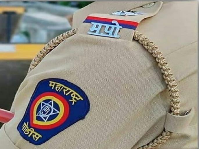 Chandgad police inspector abused by lawyer and threatened | Kolhapur: वकिलाने पोलिस निरीक्षकांना शिवीगाळ करून दिली धमकी, गुन्हा दाखल Chandgad police inspector abused by lawyer and threatened | Kolhapur: वकिलाने पोलिस निरीक्षकांना शिवीगाळ करून दिली धमकी, गुन्हा दाखल