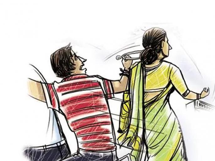 The first chain-snatching of the year took place in Gadgenagar, the incident in Amravati | गाडगेनगरमध्ये घडला वर्षातील पहिला चेनस्नॅचिंगचा प्रकार, अमरावतीमधील घटना The first chain-snatching of the year took place in Gadgenagar, the incident in Amravati | गाडगेनगरमध्ये घडला वर्षातील पहिला चेनस्नॅचिंगचा प्रकार, अमरावतीमधील घटना