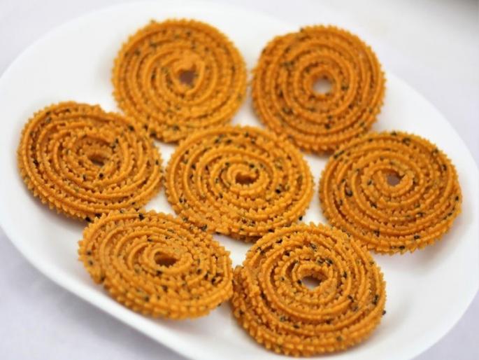 recipe of instant and easy butter Chakali | अशी बनेल 'बटर चकली' झटपट ; इतकी चवदार की संपून जाईल पटपट recipe of instant and easy butter Chakali | अशी बनेल 'बटर चकली' झटपट ; इतकी चवदार की संपून जाईल पटपट
