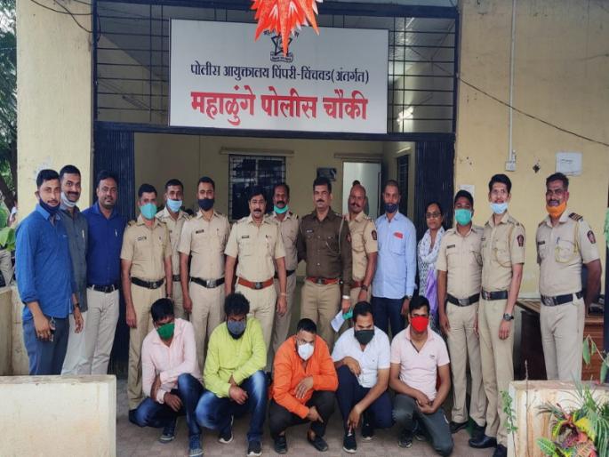 Pay the installment every month, otherwise I will take your wicket; incident in the Chakan MIDC | प्रत्येक महिन्याला हप्ता द्या, नाही तर तुमची विकेट काढेन; चाकण एमआयडीसीतील प्रकार Pay the installment every month, otherwise I will take your wicket; incident in the Chakan MIDC | प्रत्येक महिन्याला हप्ता द्या, नाही तर तुमची विकेट काढेन; चाकण एमआयडीसीतील प्रकार