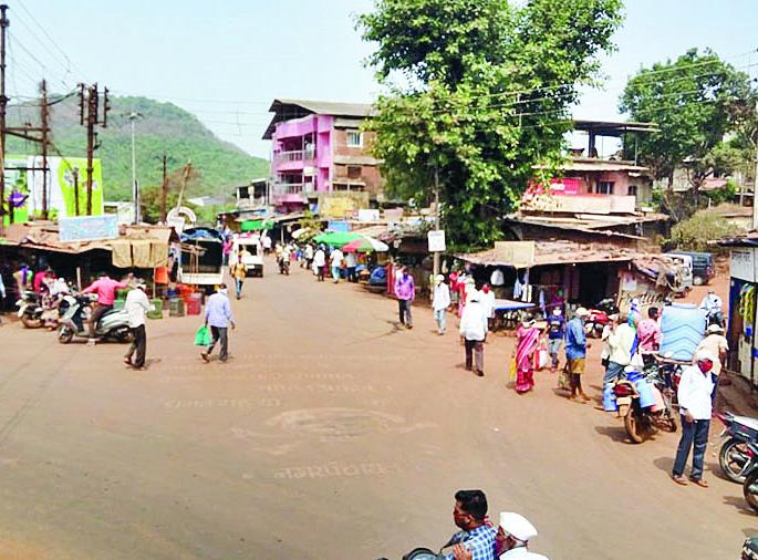 corona virus: This year's Ganeshotsav of Mumbaikars is on a large scale in Mumbai | corona virus : यावर्षी मुंबईकरांचा गणेशोत्सव मोठ्या प्रमाणावर मुंबईतच corona virus: This year's Ganeshotsav of Mumbaikars is on a large scale in Mumbai | corona virus : यावर्षी मुंबईकरांचा गणेशोत्सव मोठ्या प्रमाणावर मुंबईतच