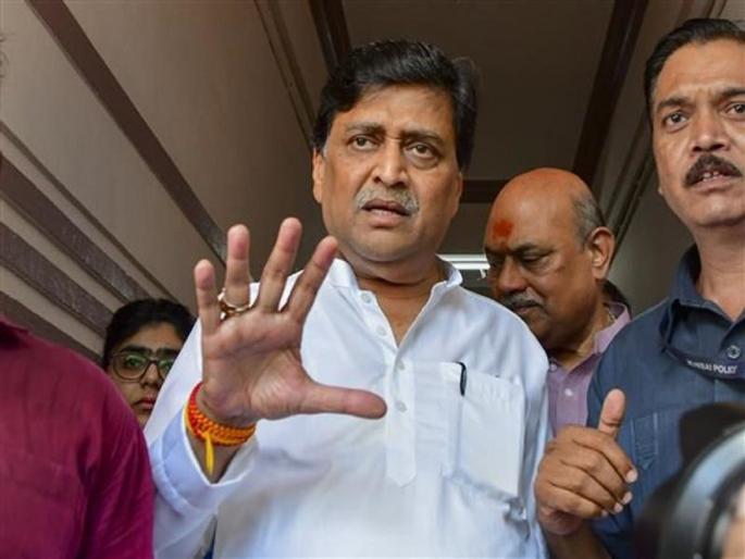 Ashok Chavhan on Congress Defeat : 'All those who troubled me have been cleared', Ashok Chavhan's criticism of Patole-Deshmukh | 'ज्यांनी मला त्रास दिला ते सगळे साफ झाले', अशोक चव्हाणांची थोरात-देशमुखांवर बोचरी टीका Ashok Chavhan on Congress Defeat : 'All those who troubled me have been cleared', Ashok Chavhan's criticism of Patole-Deshmukh | 'ज्यांनी मला त्रास दिला ते सगळे साफ झाले', अशोक चव्हाणांची थोरात-देशमुखांवर बोचरी टीका
