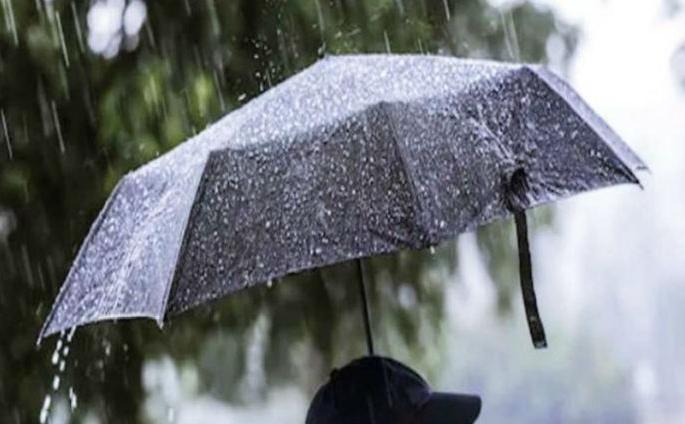Chance of heavy rains in Akola district; A warning! | अकोला जिल्ह्यात अतिवृष्टीची शक्यता; दक्षतेचा इशारा ! Chance of heavy rains in Akola district; A warning! | अकोला जिल्ह्यात अतिवृष्टीची शक्यता; दक्षतेचा इशारा !