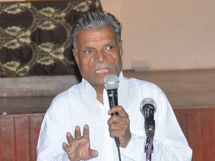 This year's Bhagwanrao Lomte Memorial Award was announced to the famous writer Bhaskar Chandanashiv | यावर्षीचा भगवानराव लोमटे स्मृती पुरस्कार ख्यातनाम साहित्यिक भास्कर चंदनशिव यांना जाहीर This year's Bhagwanrao Lomte Memorial Award was announced to the famous writer Bhaskar Chandanashiv | यावर्षीचा भगवानराव लोमटे स्मृती पुरस्कार ख्यातनाम साहित्यिक भास्कर चंदनशिव यांना जाहीर