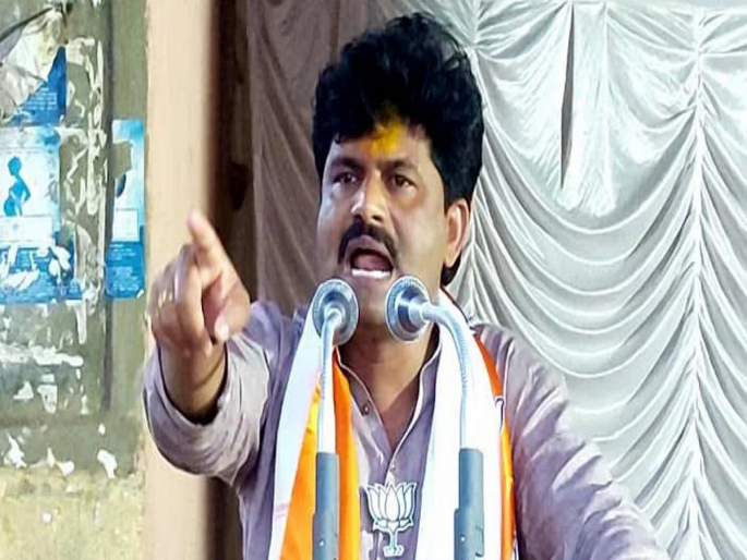 'don't trust Pawar family'; Gopichand Padalkar slams state government over ST worker strike | 'मी आधीपासूनच सांगत होतो, पवार घराण्यावर विश्वास ठेवू नका'; पडळकरांचे टीकास्त्र 'don't trust Pawar family'; Gopichand Padalkar slams state government over ST worker strike | 'मी आधीपासूनच सांगत होतो, पवार घराण्यावर विश्वास ठेवू नका'; पडळकरांचे टीकास्त्र