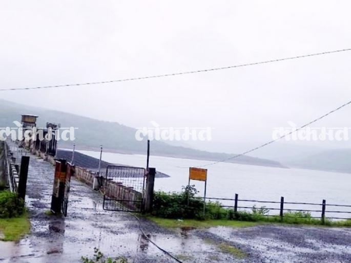 Chandoli Dam 80 percent full, release into riverbed any moment | Sangli: चांदोली धरण ८० टक्के भरले, कोणत्याही क्षणी नदीपात्रात विसर्ग सुरू  Chandoli Dam 80 percent full, release into riverbed any moment | Sangli: चांदोली धरण ८० टक्के भरले, कोणत्याही क्षणी नदीपात्रात विसर्ग सुरू