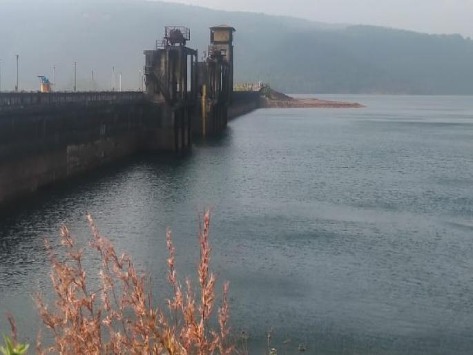 The intensity of the heat increased the rate of evaporation; Only 11 TMC of water is left in Chandoli dam sangli | Sangli: उन्हाच्या तीव्रतेमुळे बाष्पीभवनाचा वेग वाढला; चांदोली धरणात उरले फक्त 'इतके' टीएमसी पाणी The intensity of the heat increased the rate of evaporation; Only 11 TMC of water is left in Chandoli dam sangli | Sangli: उन्हाच्या तीव्रतेमुळे बाष्पीभवनाचा वेग वाढला; चांदोली धरणात उरले फक्त 'इतके' टीएमसी पाणी