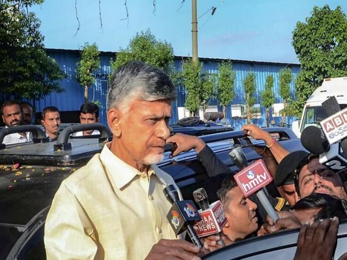 Andhra Pradesh HC Dismisses Three Bail Petitions Filed By Former CM Chandrababu Naidu In Different Cases | चंद्राबाबू नायडू यांना उच्च न्यायालयाचा झटका, तीन याचिका फेटाळल्या