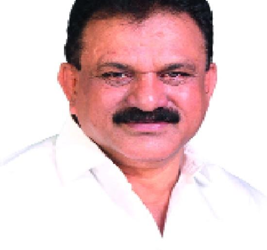 How do you sit next to Amit Shah? | आता अमित शहा यांच्याजवळ कसे बसता ? -: चंद्रकांत जाधव यांचा सवाल How do you sit next to Amit Shah? | आता अमित शहा यांच्याजवळ कसे बसता ? -: चंद्रकांत जाधव यांचा सवाल