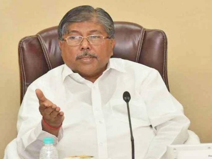 The people who want coming in party but selective people give chance: Chandrakant Patil | यायचे बऱ्याच जणांना आहे पण तावूनसुलाखून आम्ही मोजक्यांनाच घेत आहोत :  चंद्रकांत पाटील  The people who want coming in party but selective people give chance: Chandrakant Patil | यायचे बऱ्याच जणांना आहे पण तावूनसुलाखून आम्ही मोजक्यांनाच घेत आहोत :  चंद्रकांत पाटील