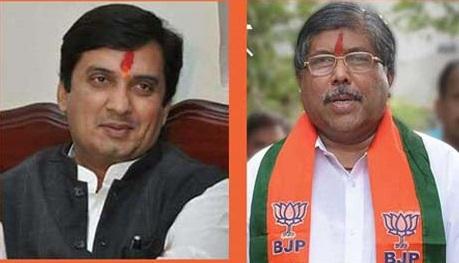 NMC's battlefield: Meetings of Chandrakant Patil and Mahadik | महापालिकेचे रणांगण : चंद्रकांत पाटील, महाडिक यांच्या गाठीभेटी NMC's battlefield: Meetings of Chandrakant Patil and Mahadik | महापालिकेचे रणांगण : चंद्रकांत पाटील, महाडिक यांच्या गाठीभेटी