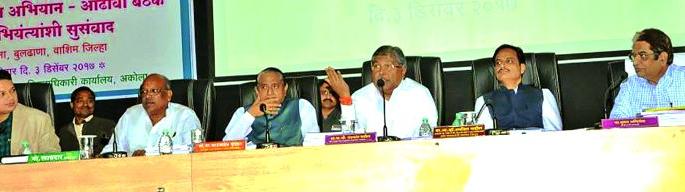 Reward for the good and the rule of wrongdoing - Chandrakant Patil | चांगल्यासाठी बक्षीस अन् चुकीला शासन - चंद्रकांत पाटील 